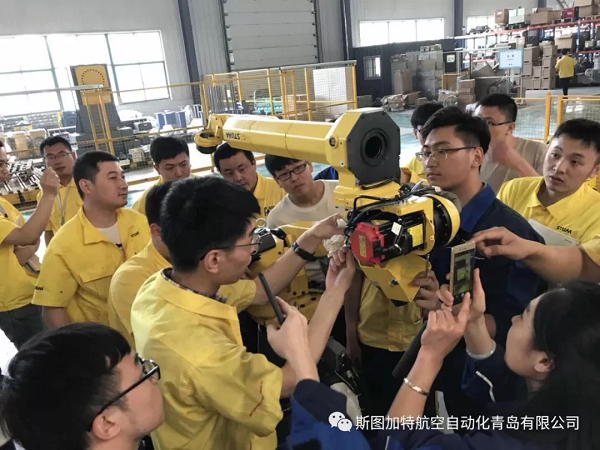 提高機器人售后服務能力，我們在行動！